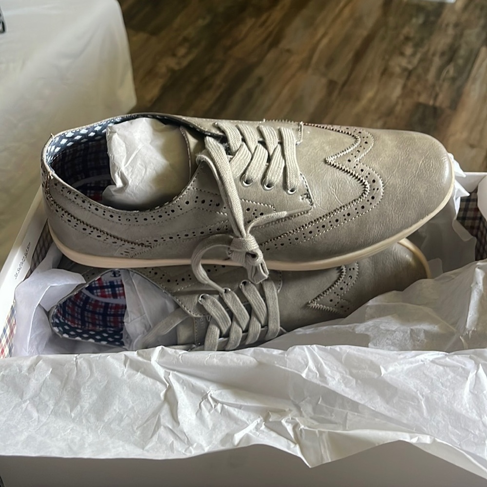 Ben Sherman Nicholas wingtip Oxford Shoes